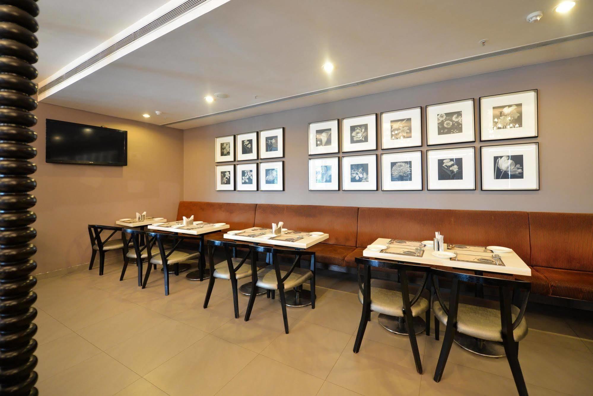 The Kay Hotel Vijayawāda Dış mekan fotoğraf