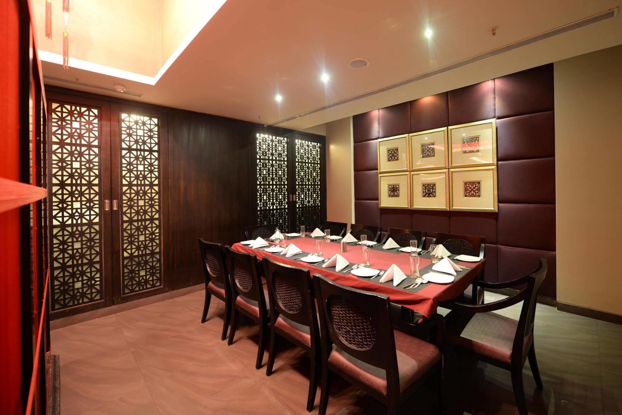 The Kay Hotel Vijayawāda Dış mekan fotoğraf